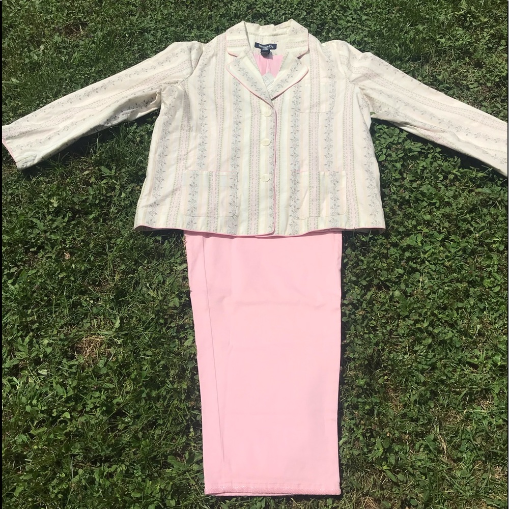 Quacker Factory Jacket&Crop pants set